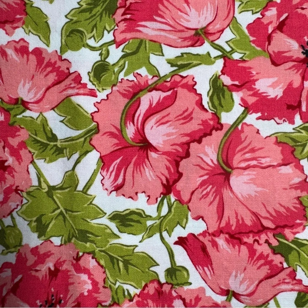 Cotton quilt, fabric, poppy Floral 2 1/2 yards with pink Flowers